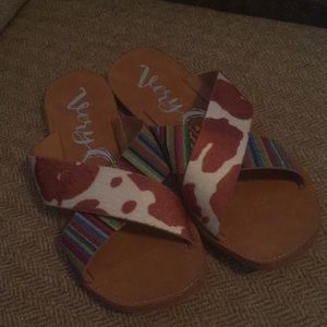 Very G sandals